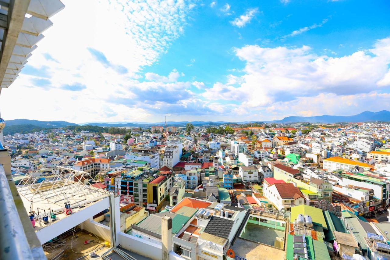 Skyview Hotel Dalat Exterior foto