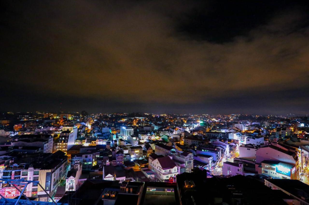 Skyview Hotel Dalat Exterior foto